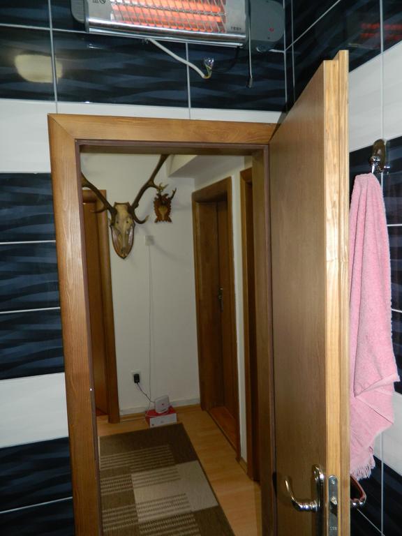 Apartman Sutjeska Тиентище Екстериор снимка
